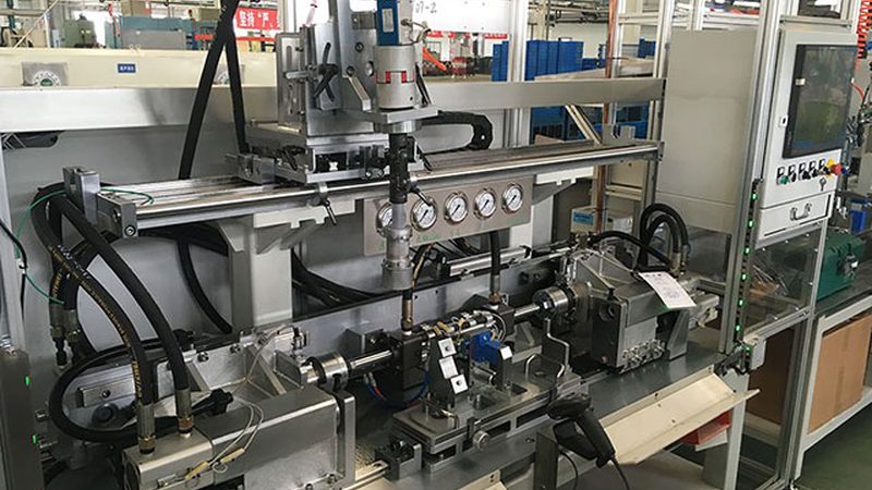 上海喷涂机器人安装案例解析：从选型到调试的关键步骤